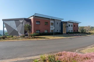 Private office space for 1 person in Regus Victoria Country Club