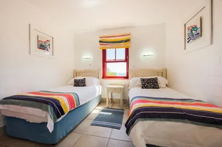 UNIT 446 - MYKONOS - HOLIDAY SPECIAL - GROUND FLOOR UNIT - POOL FACING - PRIVATE BRAAI - U/C PARKING