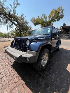 2013 Jeep Wrangler 2.8 JK CRD spares for sale.