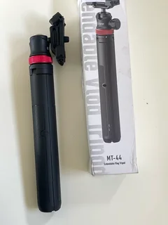 Extendable Tripod &amp; Selfie Stick 2 in 1