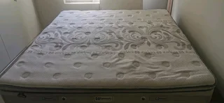 Sealy Posturepedic Aloe Vera King Size Extra Length Mattress and Base Set.