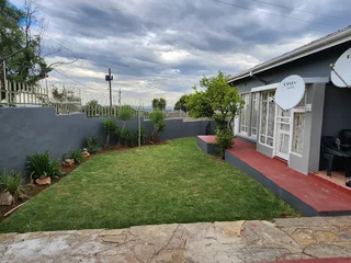 Cottage to Rent in Symhurst, Germiston