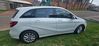 2016 Mercedes-Benz B200-Class Hatchback