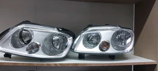 Vw caddy 2010 headlights