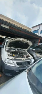 Np200 1.5 dci stripping for spares