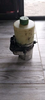 Power steering pump for polo