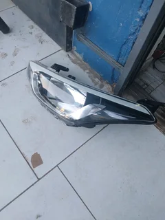 Hyundai i20 headlight
