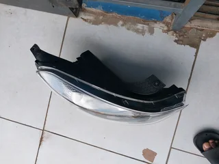 Grand I10 headlight