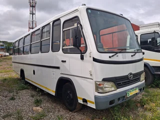 2011 Toyota hino 32 seater bus, 247k kms, Manual for sale in Krugersdorp. Contact Jay for more info