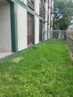 Family-friendly two-bedroom flat in Russell Square, Southernwood