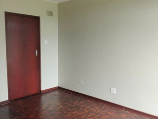 Family-friendly two-bedroom flat in Russell Square, Southernwood