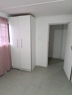 Affordable two-bedroom flat in Tennyson Street, Quigney