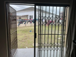 Wonderful two-bedroom flat in St James Place, Southernwood