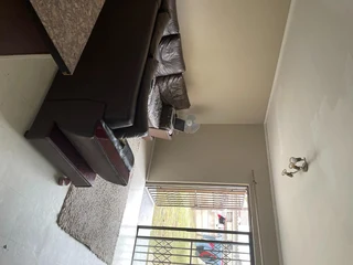 Wonderful two-bedroom flat in St James Place, Southernwood