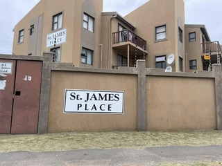 Wonderful two-bedroom flat in St James Place, Southernwood