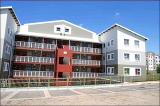 Welcoming two-bedroom flat in Emerald Sky, Amalinda