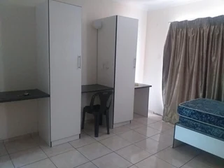 Neat Student Accommodation in Churchill Arms, Southernwood