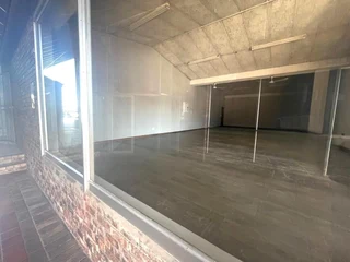 Prime Retail space in The New Colonnade Vincent