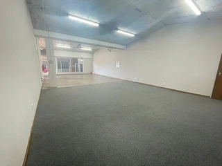 Prime Retail space in The New Colonnade Vincent