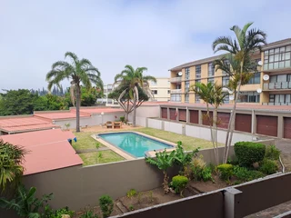 Spacious two-bedroom flat in Marina Hills, Baysville