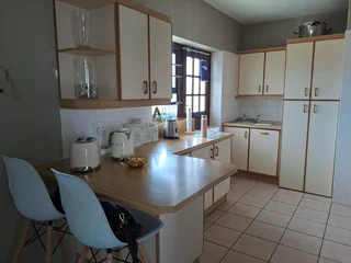 Spacious two-bedroom flat in Marina Hills, Baysville