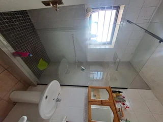 Spacious two-bedroom flat in Marina Hills, Baysville