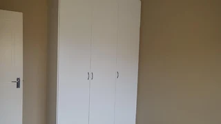 Bright two-bedroom flat in Arum Sands, Gonubie