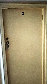 Discover this neat room in Catherine Lodge