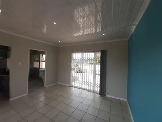 Discover this Wonderful Granny Flat in Sunnyfields, Beacon Bay