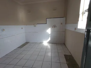 Discover This Lovely Room Located in Quigney