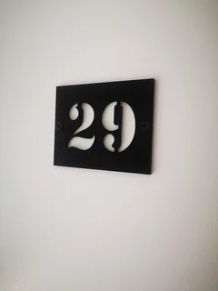 Convenient rooms in North Street, East London Central