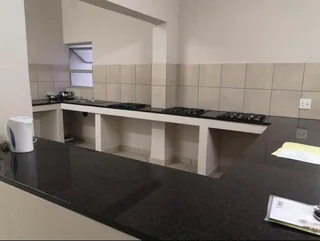 Convenient rooms in North Street, East London Central