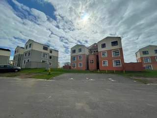 Rental Special!! Well-maintained Two-bedroom Flat In Sohco Village, Amalinda