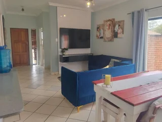 Discover This Cozy Two Bedroom Townhouse in Abbotsford