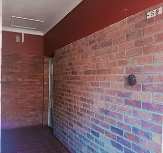 Discover This Spacious Room in a Shared Flat in Belgravia