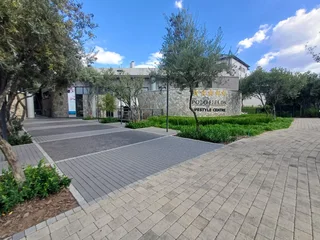 Stunning 2-bedroom Apartment located in the Prestigious Polofields Estate