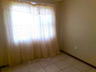 For Rent: Three Bedroom Home with Spacious Yard and Secure Parking in Haven Hills