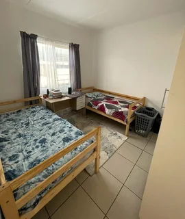 Lovely two-bedroom townhouse to rent in Gonubie