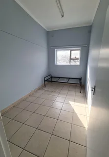 Room to rent in North Street, Central East London