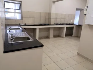 Room to rent in North Street, Central East London