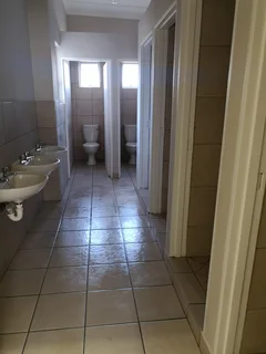 Room to rent in North Street, Central East London