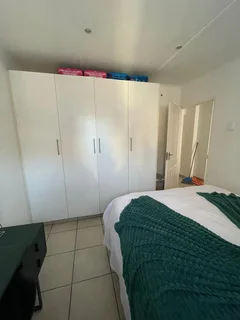 For Rent: Bright and Modern Two Bedroom Townhouse in Gonubie