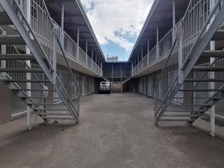 Room For rent In Moore Street, Quigney