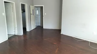 Spacious Bachelor Flat for Rent in St Peters Road, Belgravia