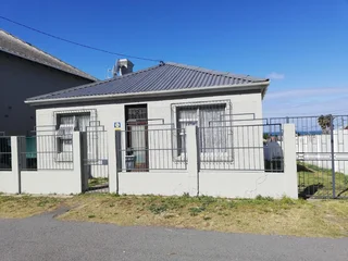 Spacious &amp; Convenient Room Available in Inverleith Terrace, Quigney