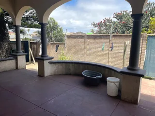 Room To Rent in Longfellow Street, Quigney| Secure| Convenient Location