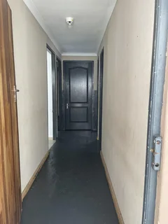 Room To Rent in Longfellow Street, Quigney| Secure| Convenient Location