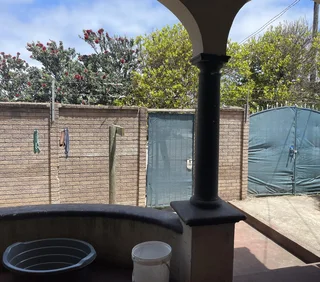 Room To Rent in Longfellow Street, Quigney| Secure| Convenient Location