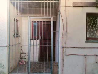 Room to Rent in Warwick Road, Vincent |Security |Convenient