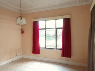 Room to Rent in Warwick Road, Vincent |Security |Convenient